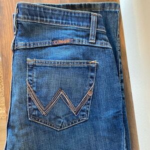 Size 9/10 Wrangler Bootcut